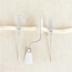 Bon marché 🔥 MDC Accessoires Machine à Coudre Kit Nettoyage Machine 2 Tournevis Et Un Pinceau 🧨